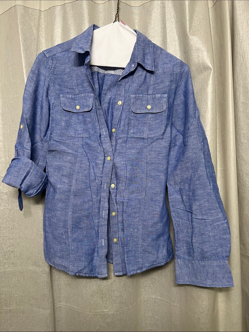 Banana Republic Chambray Button-Down Shirt in Blue